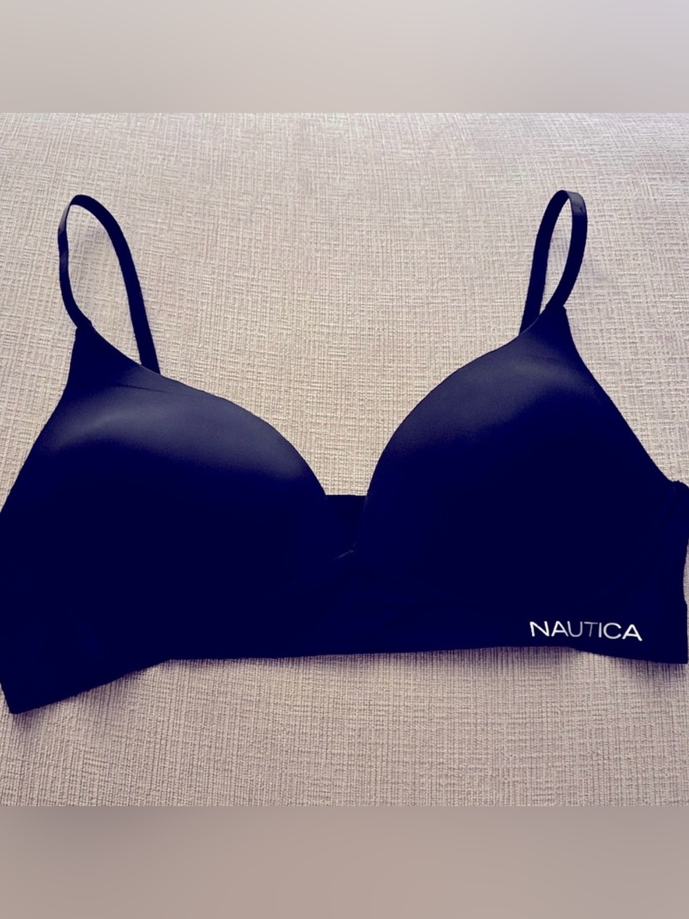 Lively | Warner’s | Nautica 4pc Women's T-Shirt Bra Bundle - 36C - Picture 8 of 9